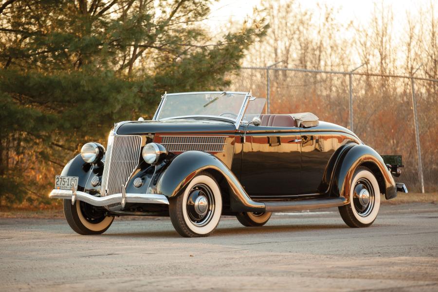  Ford V8 DeLuxe Roadster 1936 года  (фото 1 из 32)